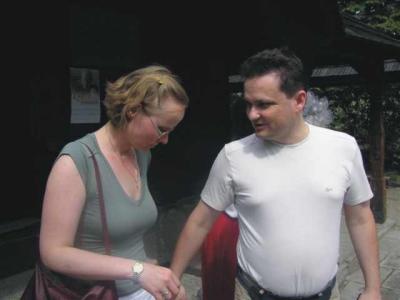 Elisa and Peter have just left a chapel