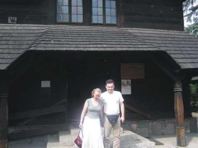 Elisa and Peter in front of the chapel